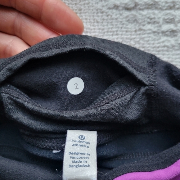 Lululemon Lined Outdoor Athletic Nylon Straight  Legged Legging - Picture 14 of 15